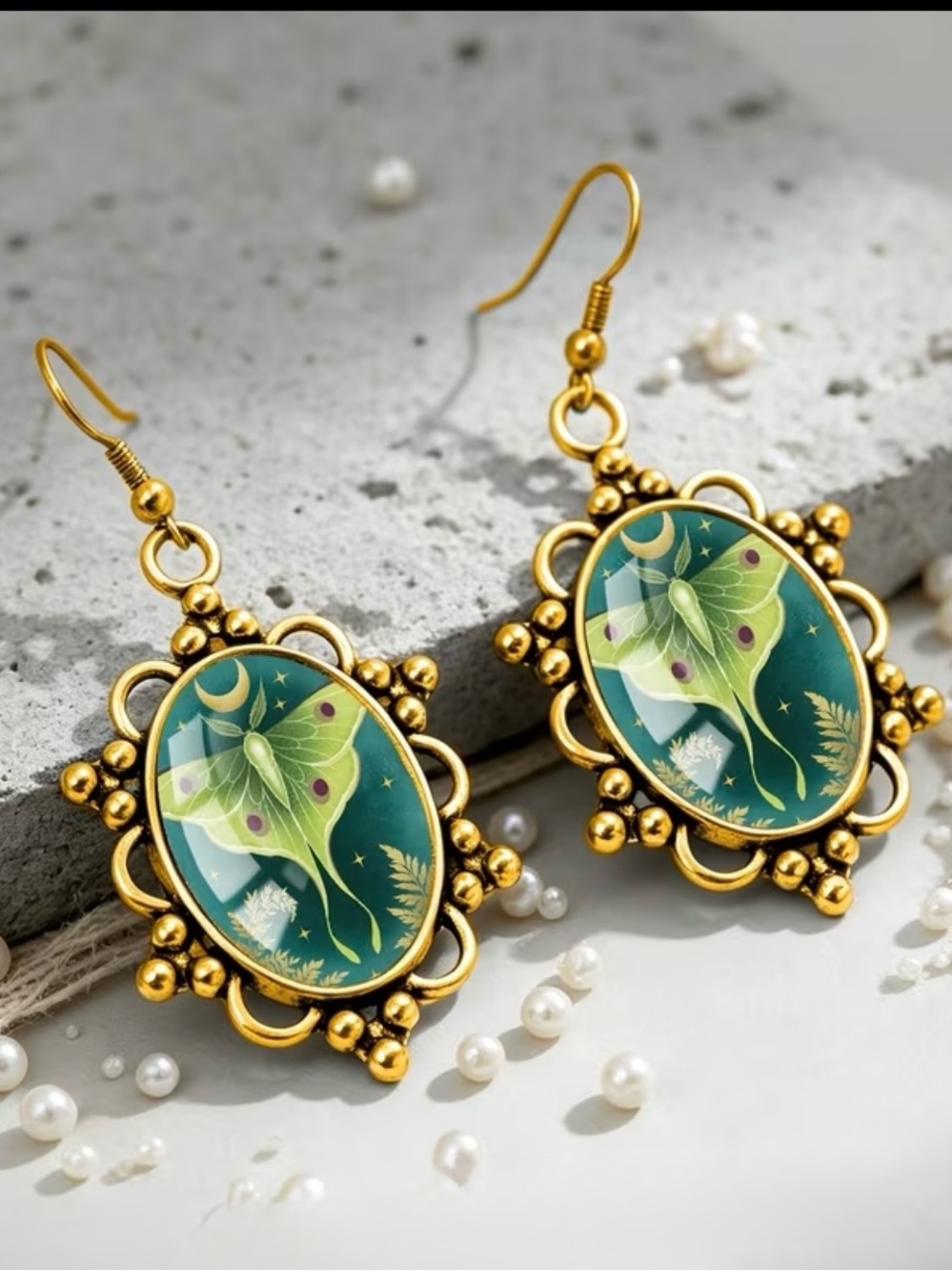 Star Long-Tailed Lunar Moth Pattern with Convex Glass Oval 2.25” drop